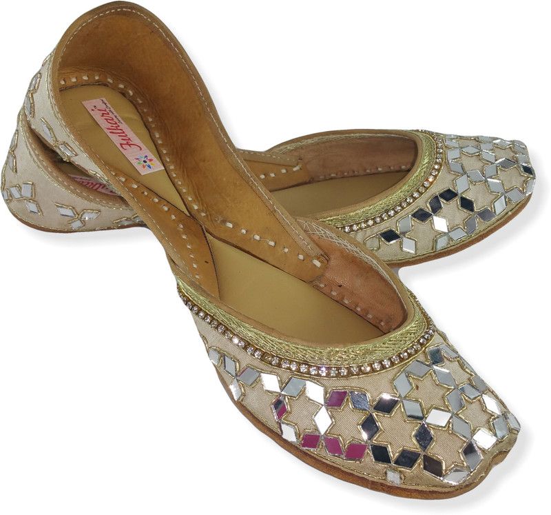 Genuine Leather Comfortable Mirror Gold Jutis For Women  (Gold, Beige)