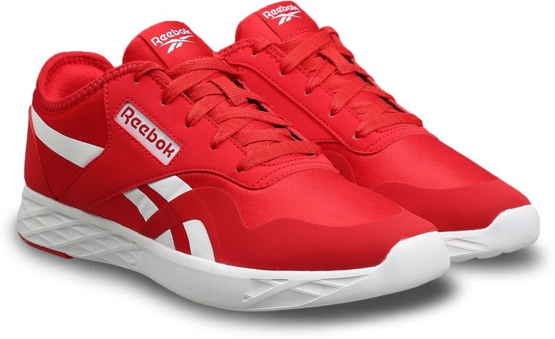 SHEEN RUNNER Sneakers For Women  (Red)