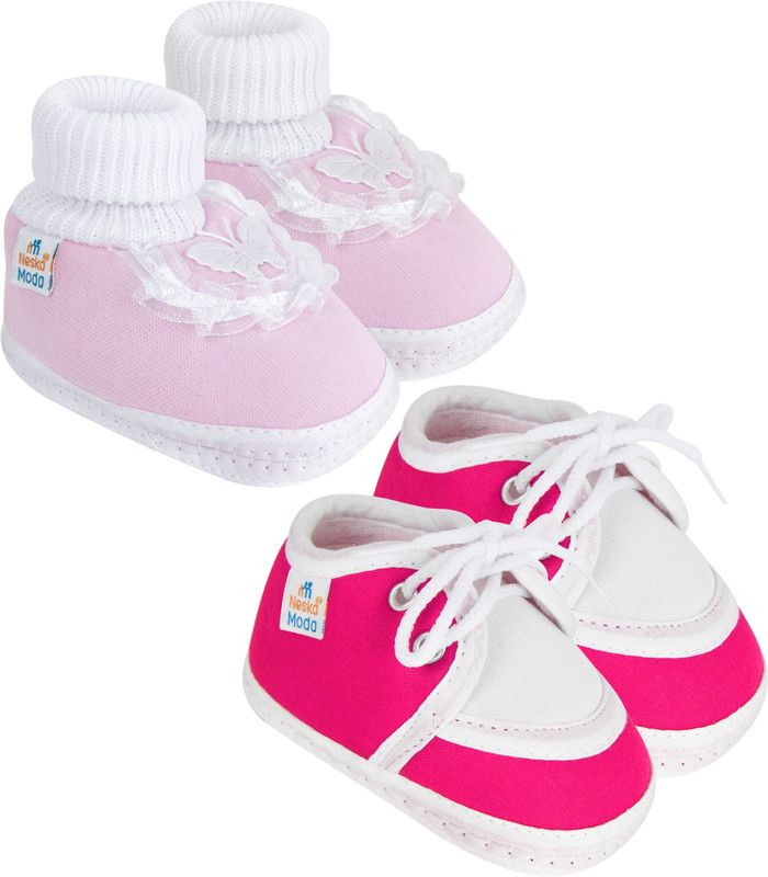 Neska Moda 12 To 18 Months Pack of 2 Pair Cotton Butterfly Frill and Lace Baby Booties  (Toe to Heel Length - 14 cm, Baby Pink, Rani)