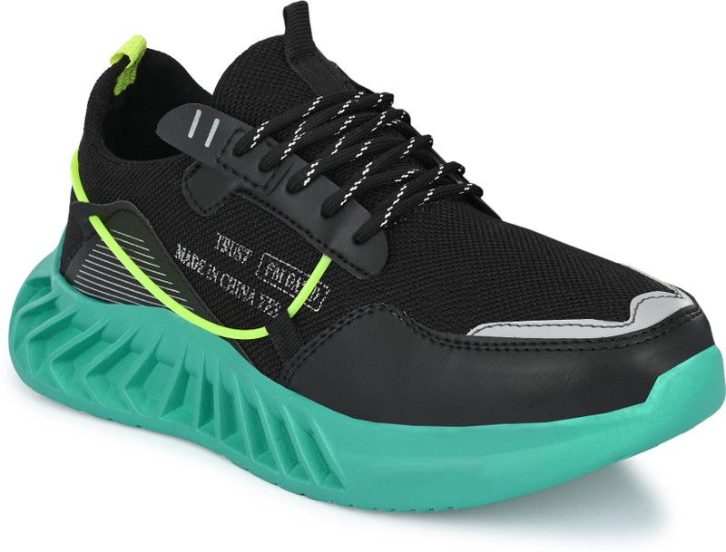 Stylish And Comfortable Walking Shoes For Men  (Green)