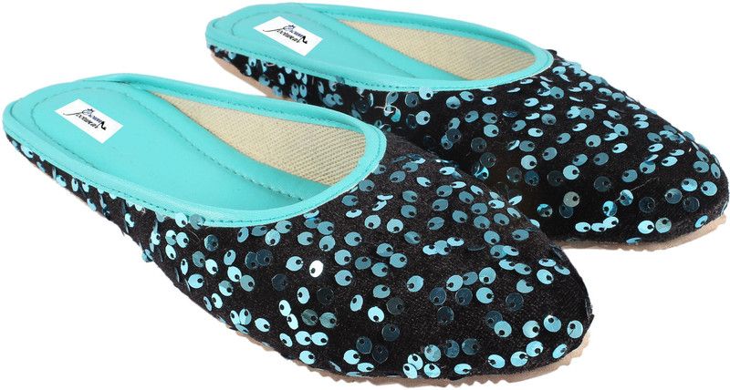 Black-Aqua Jutis Mojaris For Women  (Green)
