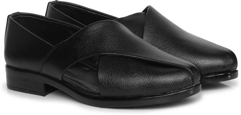 Gaani Collection's Pishori Sandal/ Banto/Sandal. Black GC0033 Size-9 Casuals For Men  (Black)