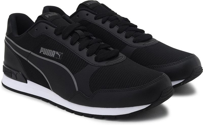 St Runner v2 Tech Running Shoes For Women  (Black)