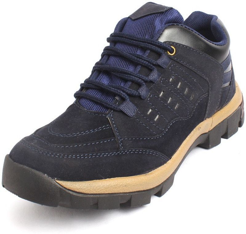 Hiking & Trekking Shoes For Men  (Blue)