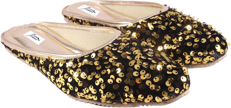Black-Gold Jutis Mojaris For Women  (Gold)