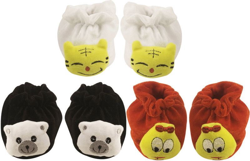 OLE BABY Booties  (Toe to Heel Length - 10 cm, Black)