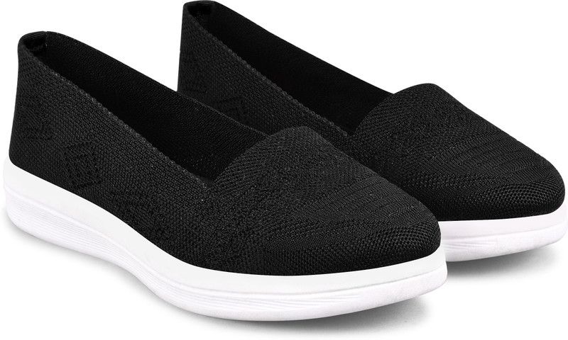 Sports, Training ,Gym, Daily use Slip On Sneakers For Women  (Black)