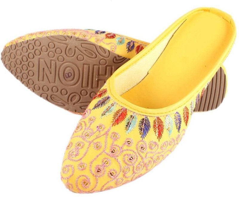 jutis for woman bellies Slip On For Women  (Yellow)