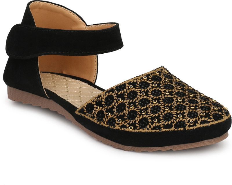 shoe For Women  (Black)