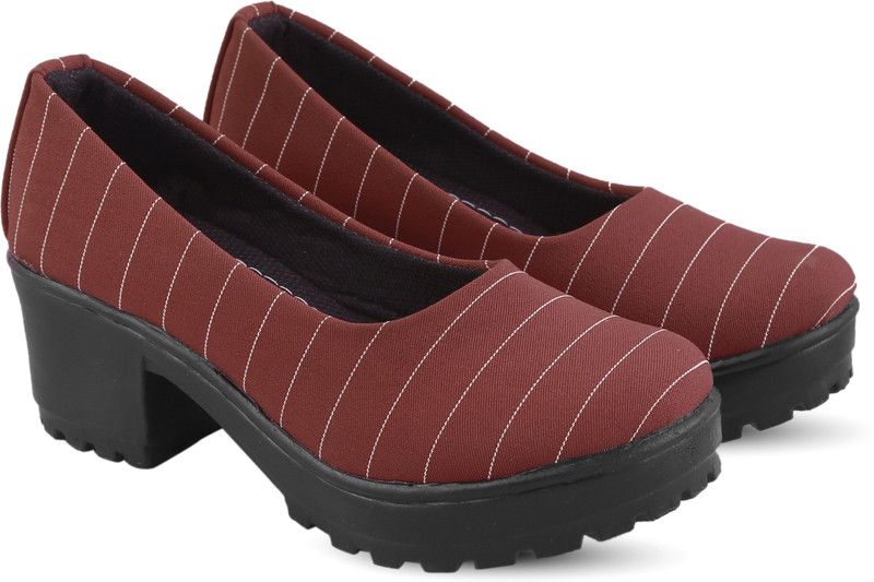 Walky Wear New Generation Women's & Girl's Boots Boots For Women  (Maroon)