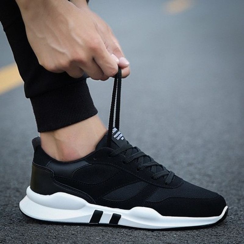 Men's Breathable Casual Shoes Youth Sports Running Sneakers Walking for Men Sneakers For Men  (Black)
