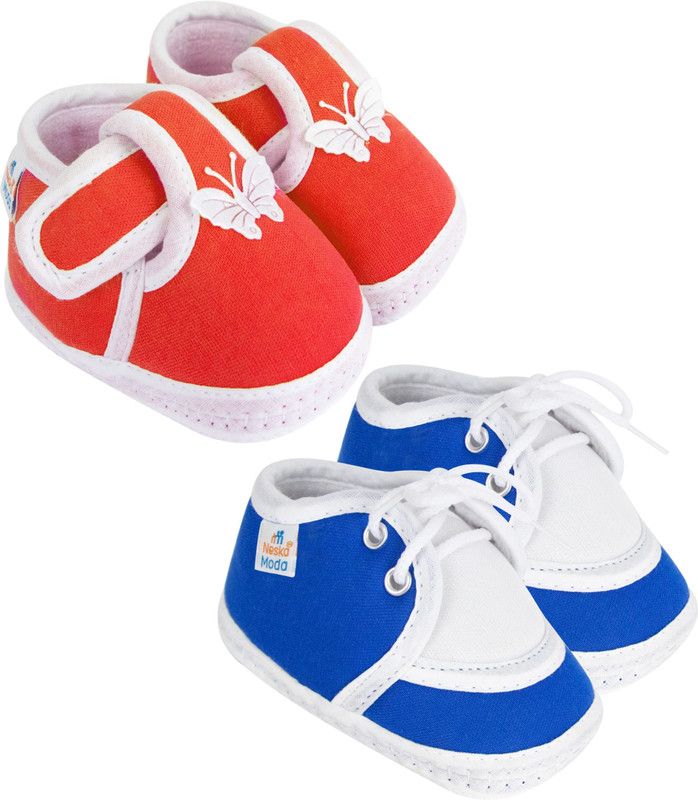 Neska Moda 6 To 12 Months Baby Boys & Baby Girls Pack of 2 Pair Cotton Butterfly and Lace Booties  (Toe to Heel Length - 12 cm, Red, Blue)