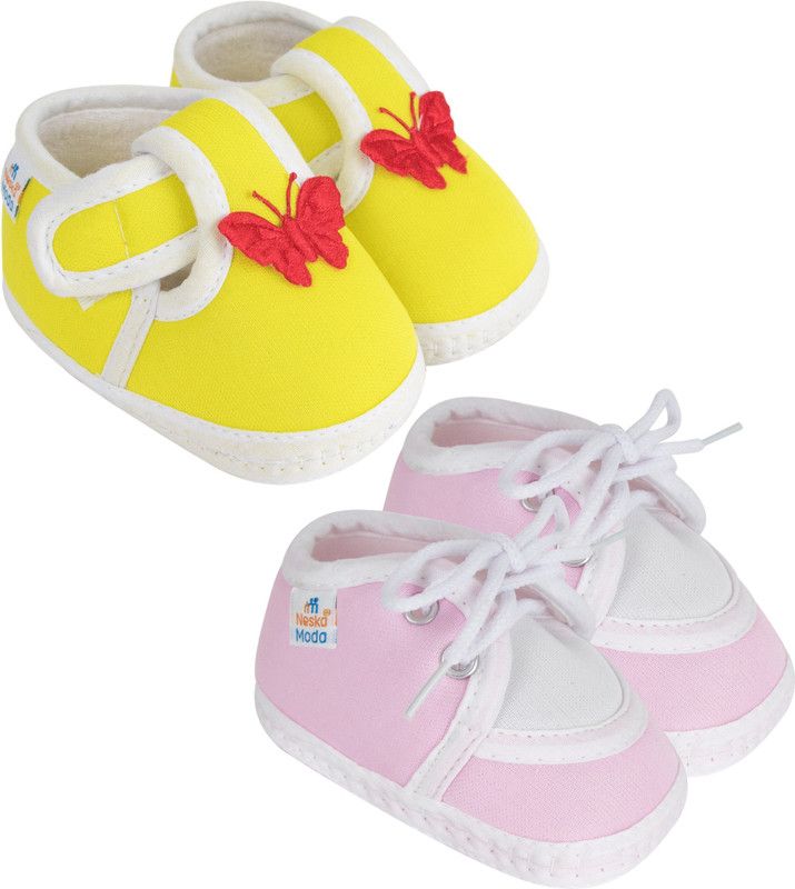 Neska Moda 12 To 18 Months Baby Boys & Baby Girls Pack of 2 Pair Cotton Butterfly and Lace Booties  (Toe to Heel Length - 14 cm, Yellow, Baby Pink)