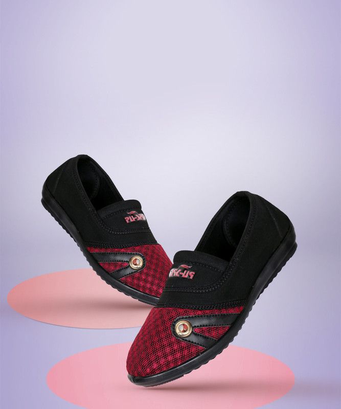 CR_DLX_54_MAHROON Bellies For Women  (Maroon)