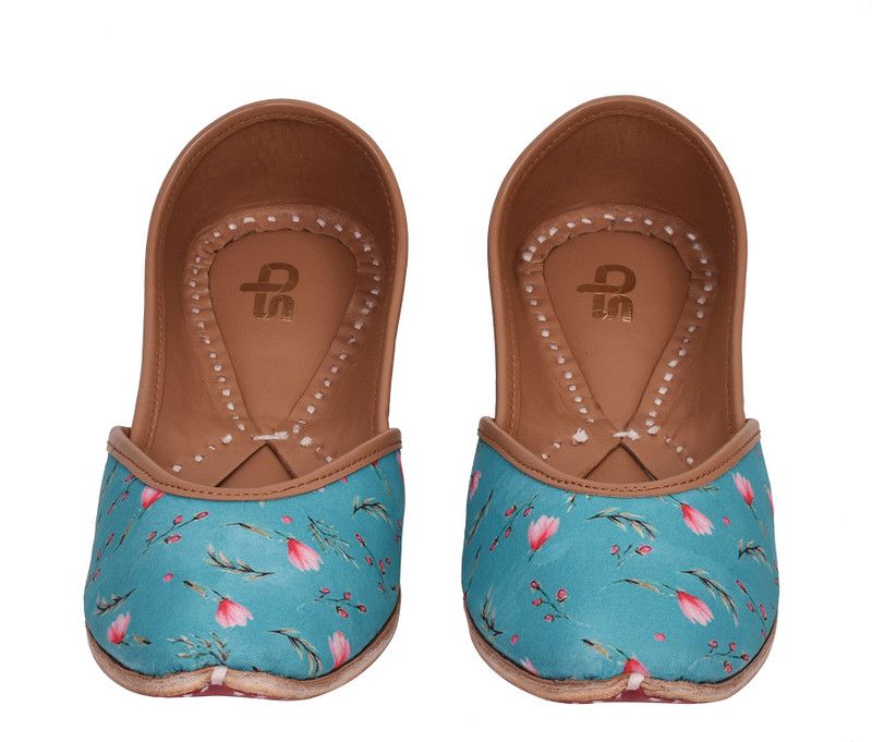 Women Jutti Jutis For Women  (Multicolor)