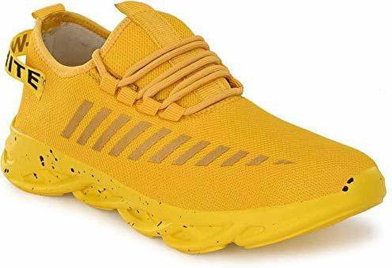 Cyro Mesh Sports Walking Running Shoes For Men  (Yellow)