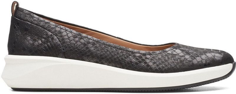 Un Rio Vibe Black Snake Casuals For Women  (Black)
