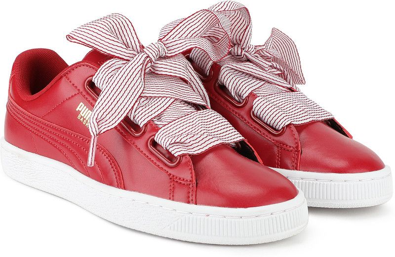 Basket Heart Wn s Sneakers For Women  (Maroon)