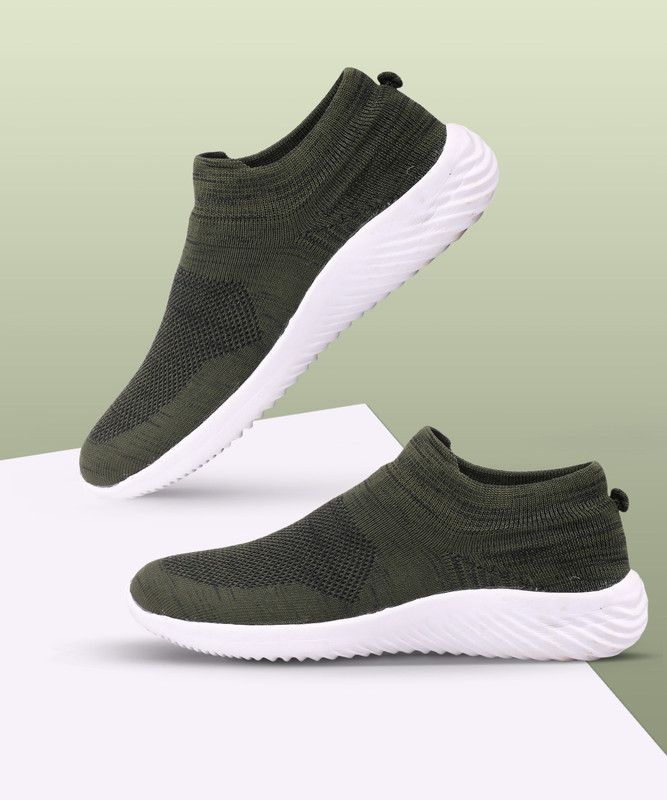 Vunu Fashionable Green Socks Sport Shoes for Men. Walking Shoes For Men  (Green)