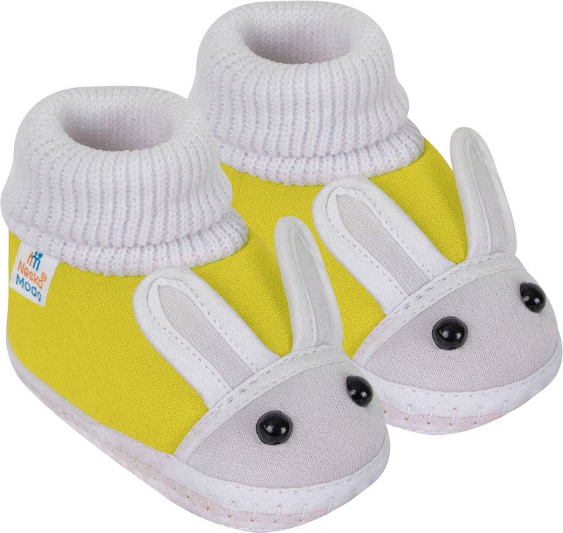 Neska Moda 0 To 6 Month Rabbit Face Slip On Baby Booties  (Toe to Heel Length - 10 cm, Yellow)