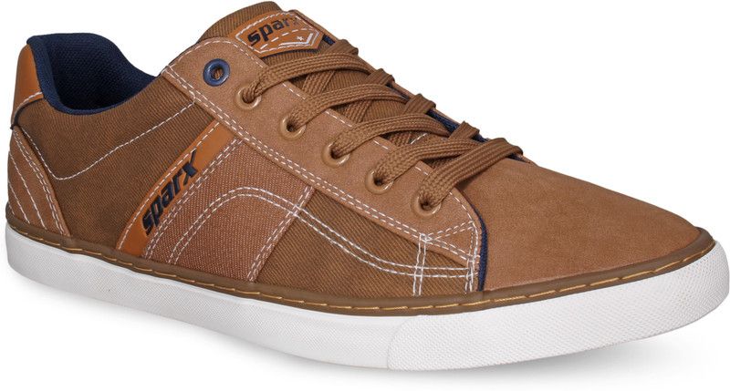 Men SM-427 Tan White Sneakers For Men  (Brown)