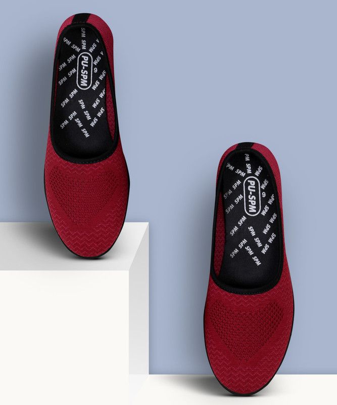 CR_P_FLYNIT_21_MAHROON Bellies For Women  (Red)