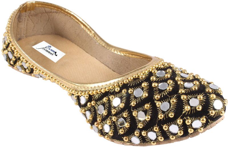 Gold Jutis Mojaris For Women  (Gold, Black)
