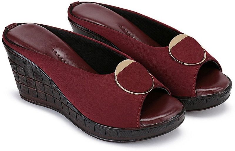 Women Maroon, Gold, Brown Heels Sandal