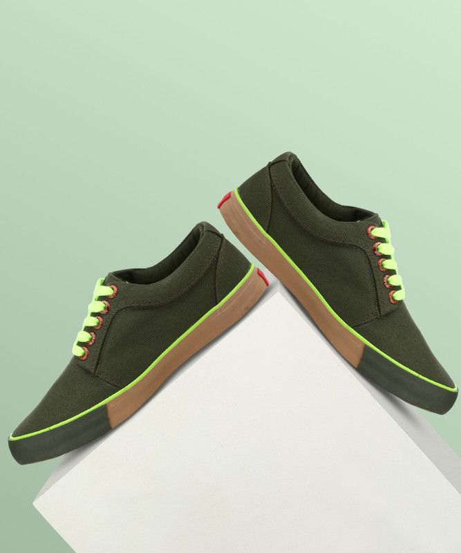 SM-175 Canvas Shoes For Men  (Olive)