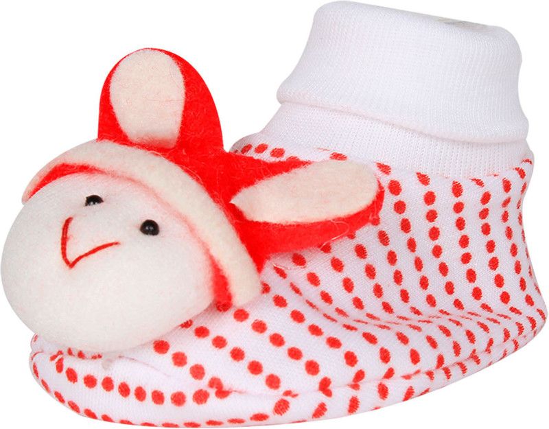 OLE BABY Cute Faces Plush Soft Organic Cotton 3d Ole Toons 0-9 Months Booties  (Toe to Heel Length - 10 cm, Red)