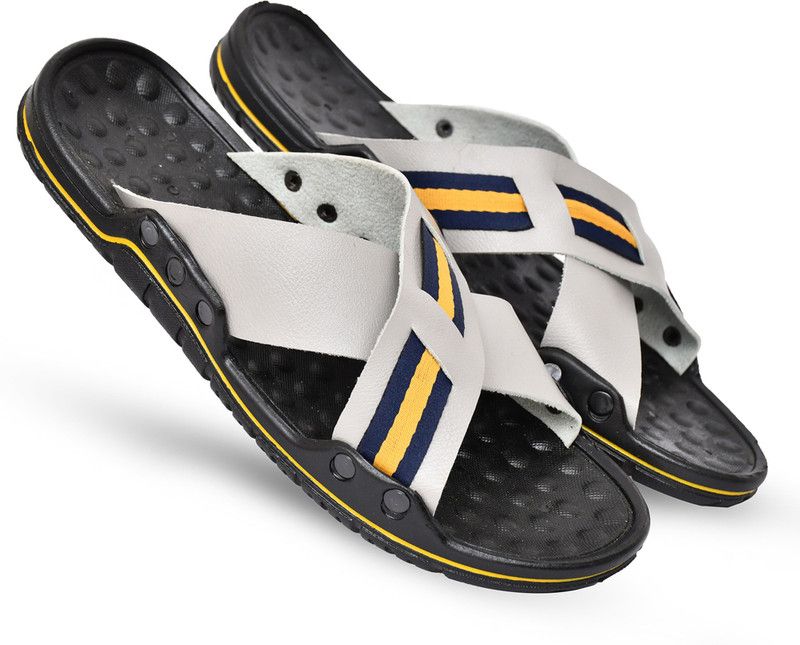 Men Grey Flats Sandal