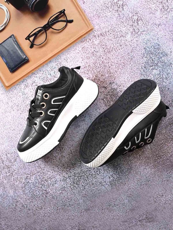 JV-AW22-H05 Sneakers For Women  (Black)