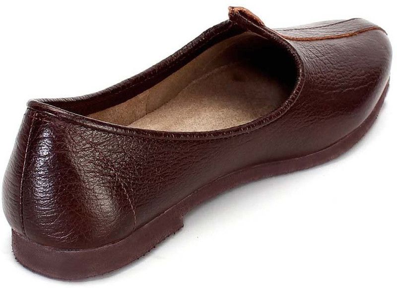 Royal and Traditional Style Hand-Crafted Ethnic Jutis For Men  (Brown)