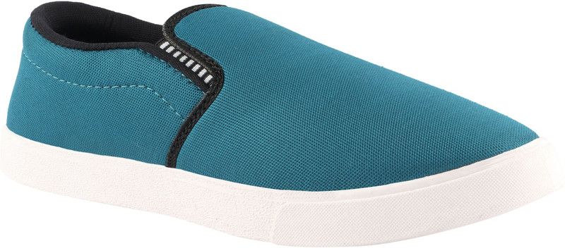 Comfortable Shoes Slip On Sneakers For Men  (Blue)