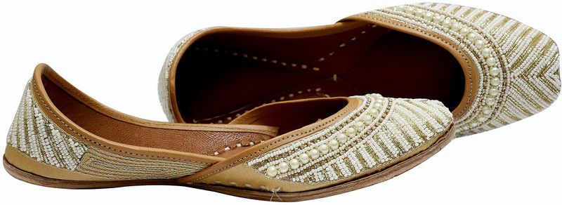 Handmade Ethnic Punjabi Mojari Jutti With Cream Color Bead and Zari Work Jutis For Women  (Beige)