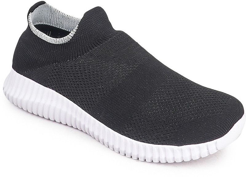 SKETCH-02-BLACKWHITE Running Shoes For Men  (Black, White)