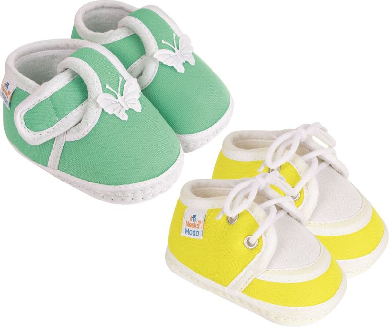 Neska Moda 0 To 6 Months Baby Boys & Baby Girls Pack Of 2 Pair Cotton Butterfly and Lace Booties  (Toe to Heel Length - 10 cm, Mint, Yellow)
