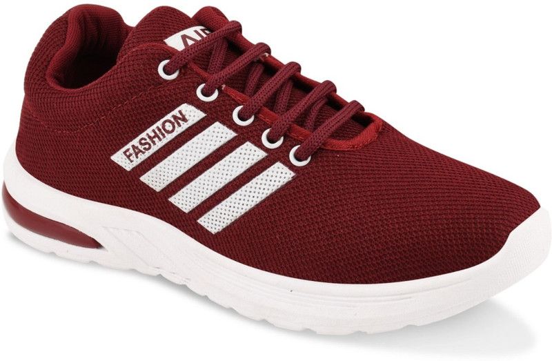 Hiking & Trekking Shoes For Women  (Maroon)