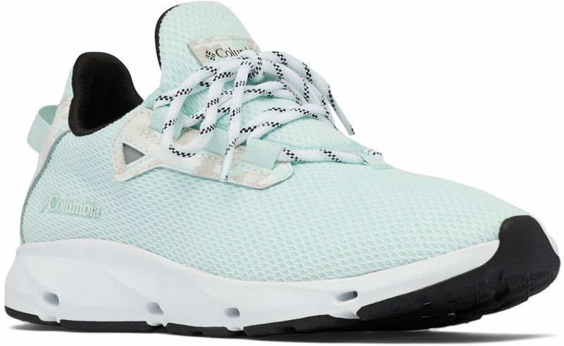 Columbia Columbia Vent Aero Hiking & Treking Shoes For Women Hiking & Trekking Shoes For Women  (Green)