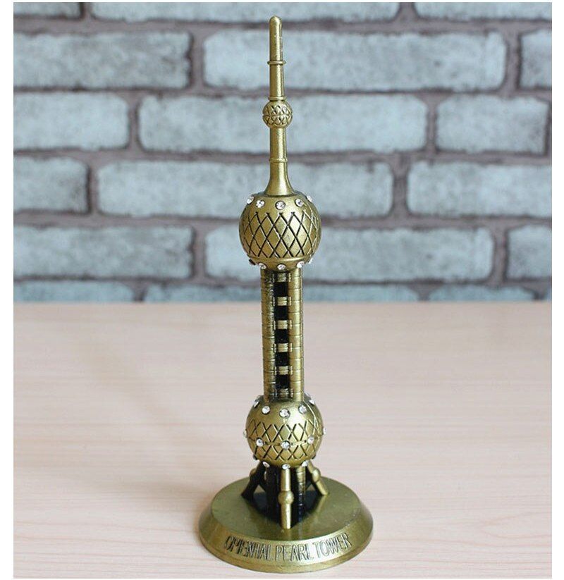 Oriental Pearl TV Tower Figures Shanghai Souvenir Model Metal Crafts Creative Office Desktop Decorations Ornaments Gift