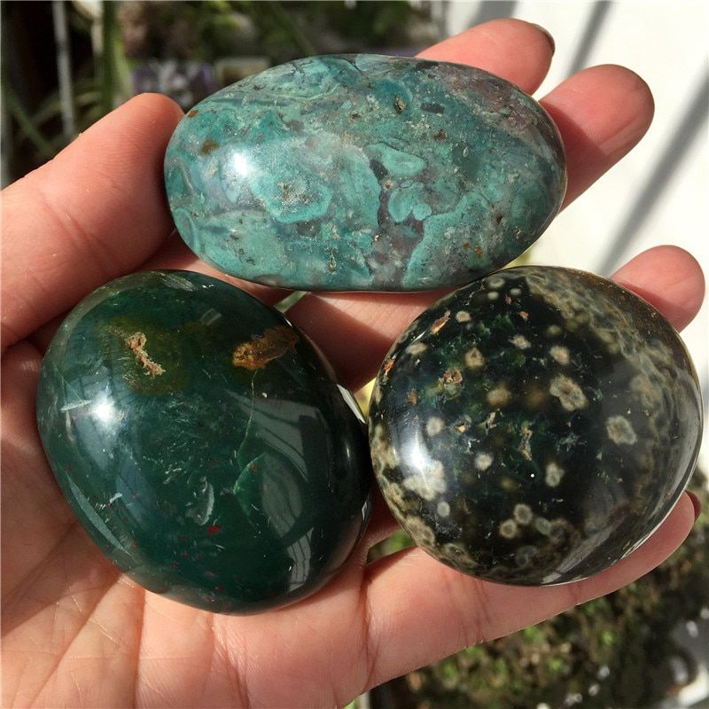 1PCS Natural Ocean Jasper Crystal Palm Stones Madagascar Marine Stone Home Decoration Gift