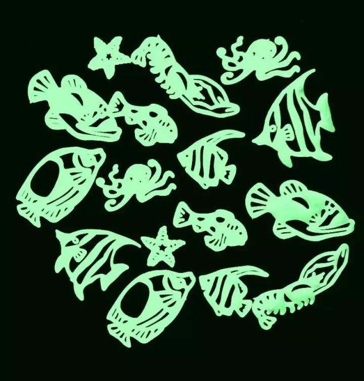 Fluorescent Night Glow Green Fish Set With Glue - 16 pcs pack