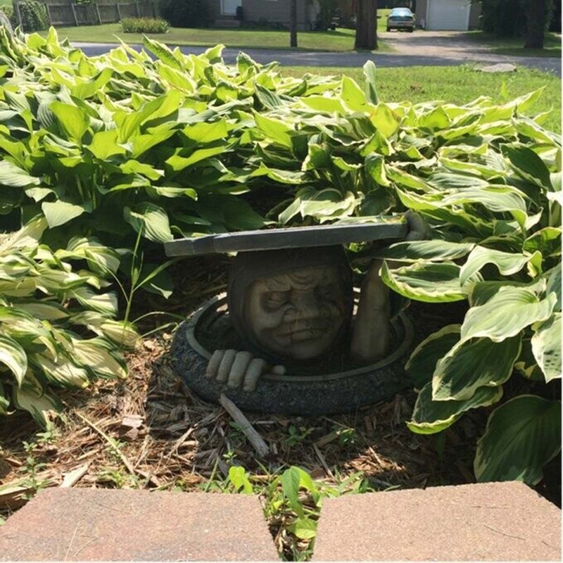 Dweller Below Garden Statue Resin Sculpture Ornament Outdoor Decoration Two-Tone Stone Finish Home Decor