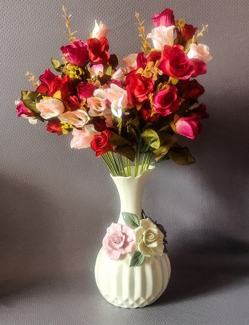 Artificial gorgeous fabric flower bunch to decorate vase for home and office