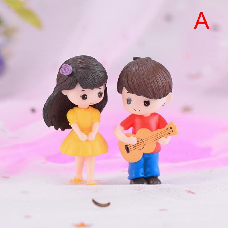 2pcs/set Mini Lovers Couple s House Fairy Garden Miniatures DIY Micro Landscape Decor Terrarium Action Figures