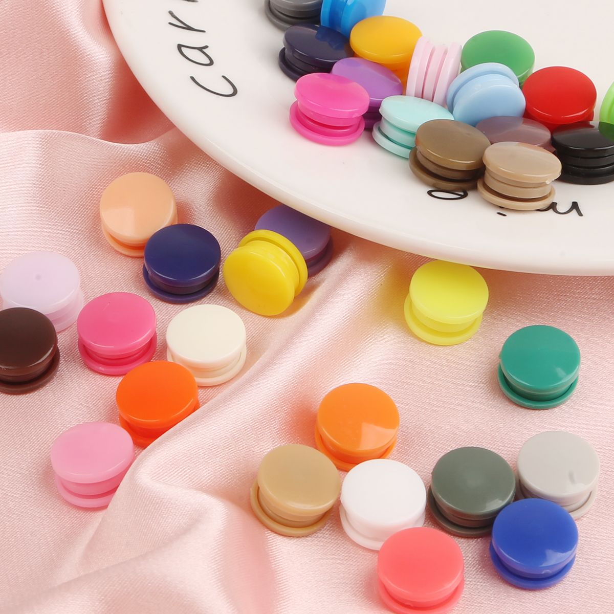 20pcs/bag Color Resin Snaps Sewing Tools Decorative Buttons 12mm Scrapbook Clothing DIY Clothing Accessories