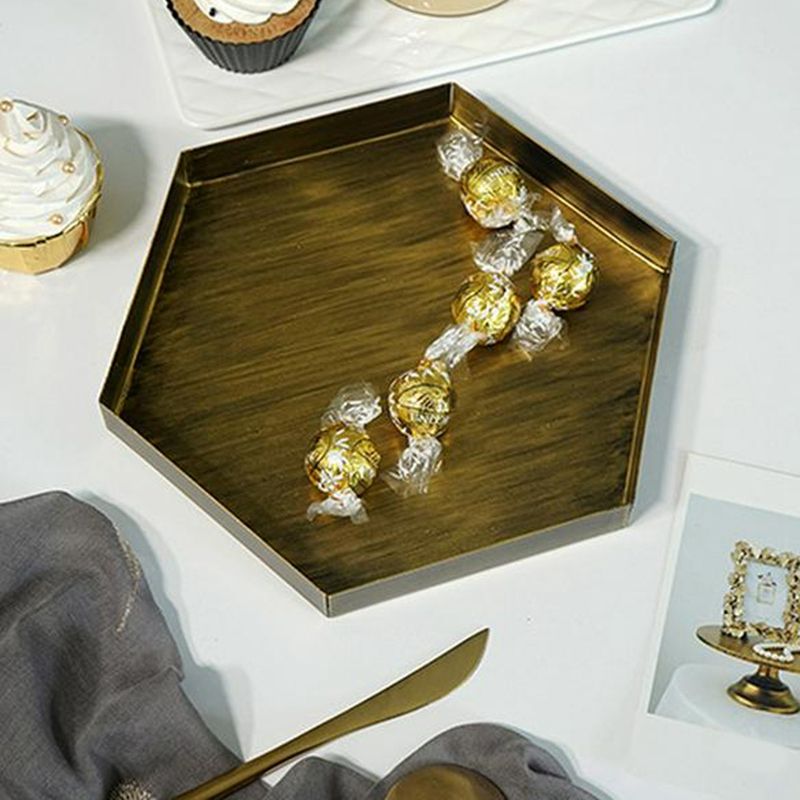 Nordic Geometric Gold Trays Metal Iron Food Fruit Plate Desktop Makeup Organizer Jewelry Dish Home Party Decoration Tray M