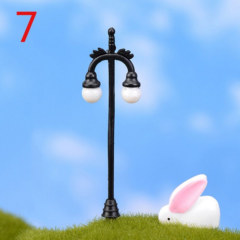 1/12 Dollhouse Miniature ChristPark Street Lamp Doll Streetlight Decor Toy Home Decor 1pc