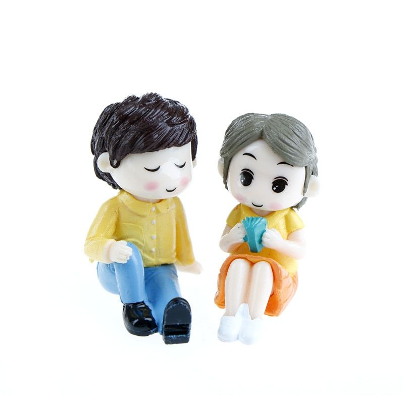 1/2Pieces Sweety Lovers Couple Chair Figurines Miniatures Fairy Garden Gnome Moss Terrariums Resin Crafts Home Decoration