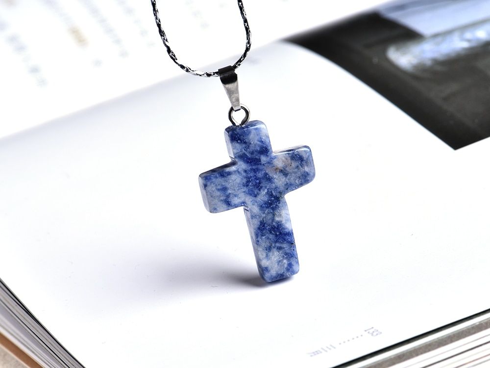 1PC Crystal Natural Mineral Jewelry Cross Pendant Love and Redemption Fashion Couple Pendant Necklace Pendant Gift Jewelry
